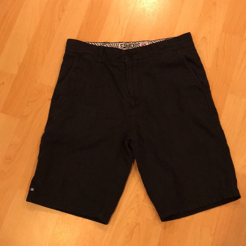Walking shorts, black, size 16 boys